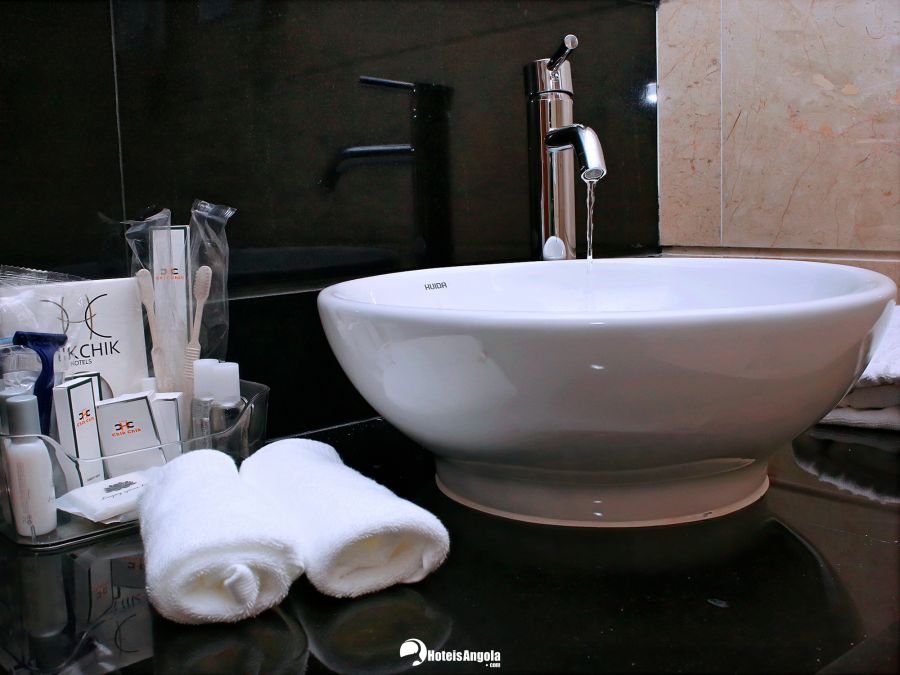 Hotel Chik Chik Saurimo - Image 11
